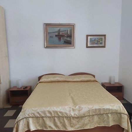 La Casa Di Periferia Apartment Бари Екстериор снимка